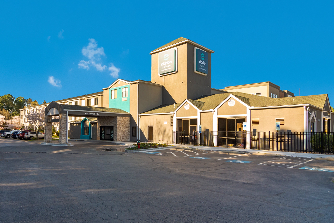 Clarion Pointe Wake Forest - Raleigh North